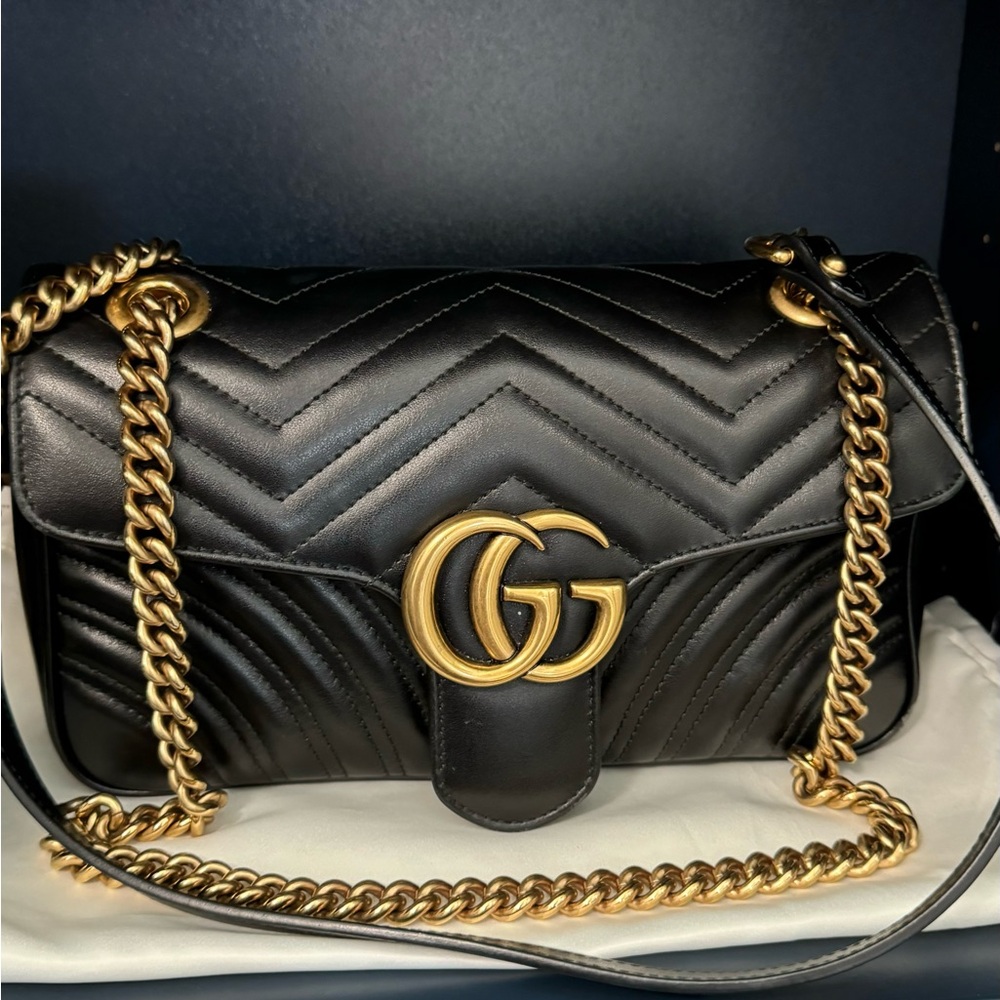 Gucci GG Marmont Shoulder Bag Small Black Leather